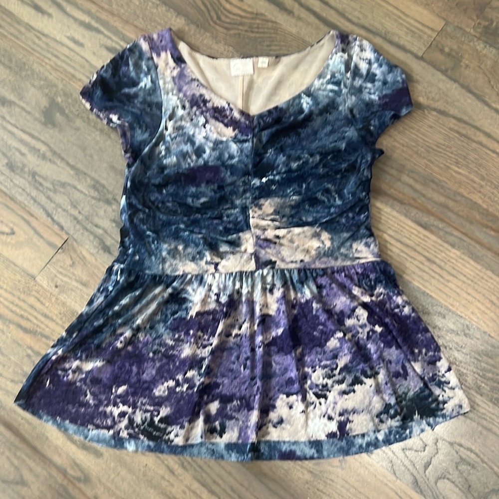 Peplum 9-815 ‘SCL top in mottled blue and purple print, size Large,